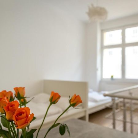 Newton-Appartement Mit 3 Schlafzimmern Berlin Extérieur photo